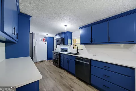 Kitchen - 481 Cool Springs Rd, Clarkesville, GA 30523 photo 3 of 7