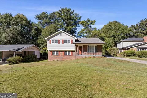 742 Vanderbilt Ct NW, Atlanta, GA 30318