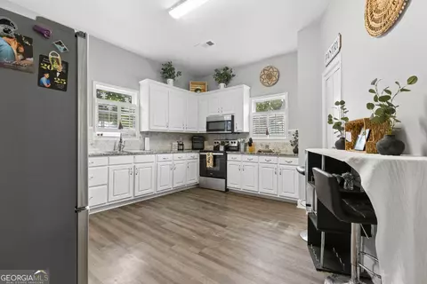 Kitchen - 79 E Wright St, Winder, GA 30680 photo 1 of 4