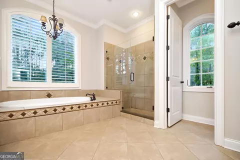 Bath - 105 Holbrook Dr, Lagrange, GA 30240 photo 3 of 7