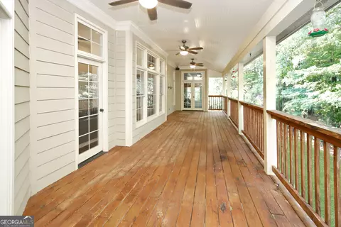 Exterior - 105 Holbrook Dr, Lagrange, GA 30240 photo 6 of 8