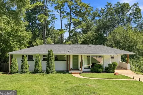 2934 Lynda Pl, Decatur, GA 30032