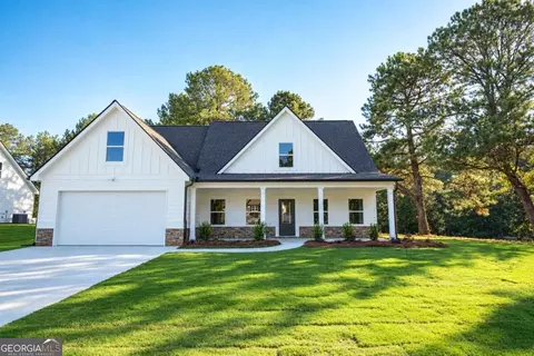 6095 Crowley Dr, Douglasville, GA 30135