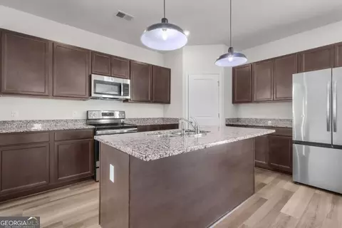 Kitchen - 113 Jennie Dr, Springfield, GA 31329 photo 1 of 1