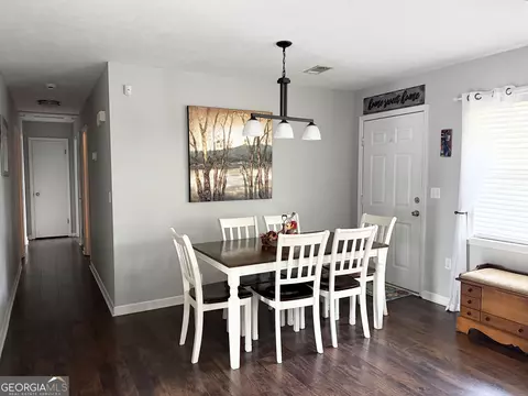Dining - 575 John Vaughn Rd, Dublin, GA 31021 photo 1 of 1