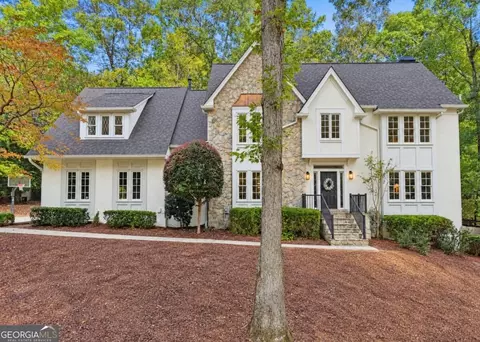 2260 River Cliff Dr, Roswell, GA 30076