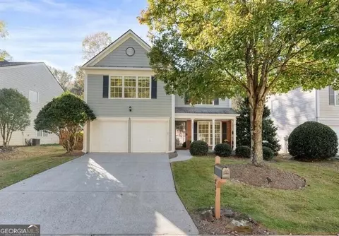 207 Persimmon Trl, Woodstock, GA 30188