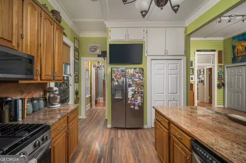 Kitchen - 165 Hines Ter, Macon, GA 31204 photo 3 of 3