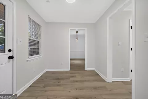 Entry Way - 649 Kemper Dr, Evans, GA 30809 photo 6 of 12