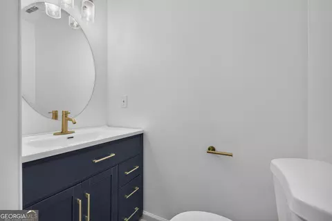 Bath - 649 Kemper Dr, Evans, GA 30809 photo 1 of 8