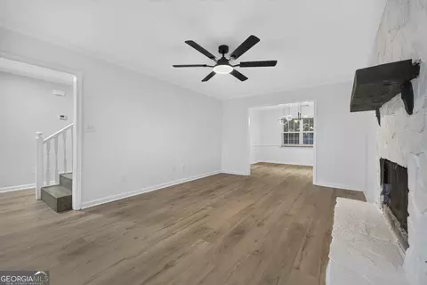 Living - 649 Kemper Dr, Evans, GA 30809 photo 4 of 4