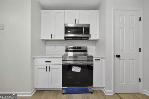 Kitchen - 649 Kemper Dr, Evans, GA 30809 photo 2 of 2