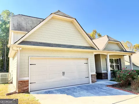 Exterior - 412 Clematis Ct, Temple, GA 30179 photo 3 of 13