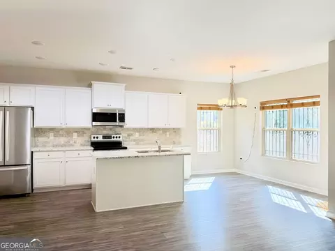 Kitchen - 412 Clematis Ct, Temple, GA 30179 photo 2 of 10