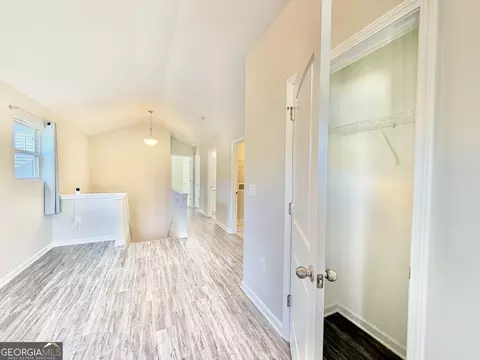 Entry Way - 412 Clematis Ct, Temple, GA 30179 photo 19 of 23