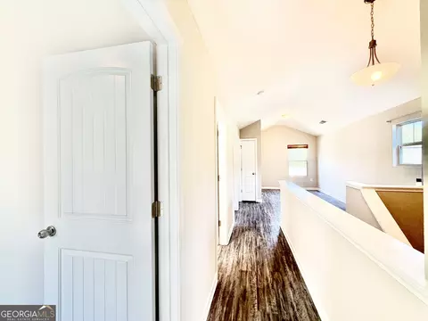 Entry Way - 412 Clematis Ct, Temple, GA 30179 photo 14 of 23