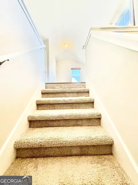 Entry Way - 412 Clematis Ct, Temple, GA 30179 photo 17 of 23