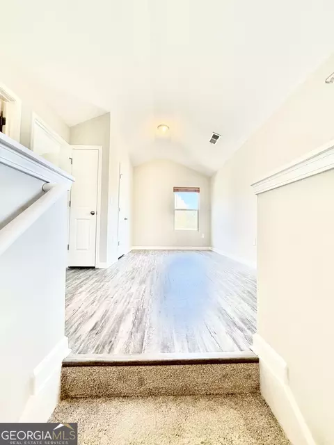 Entry Way - 412 Clematis Ct, Temple, GA 30179 photo 18 of 23