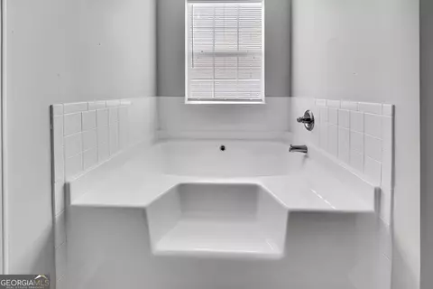 Bath - 115 Windscape Dr, Covington, GA 30016 photo 3 of 4