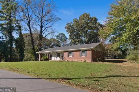Exterior - 4841 Forest Blvd, Gainesville, GA 30506 photo 8 of 14