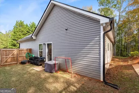 Exterior - 157 Rabon Trl, Temple, GA 30179 photo 4 of 9