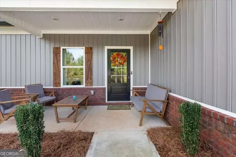 Exterior - 157 Rabon Trl, Temple, GA 30179 photo 2 of 9