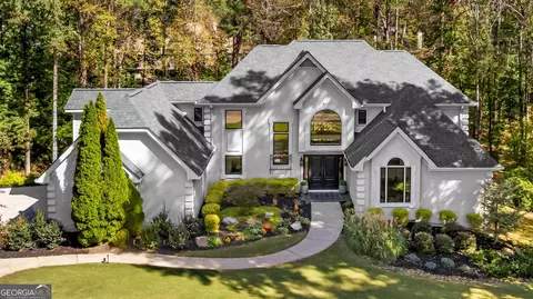 595 Terrace Oaks Dr, Roswell, GA 30075