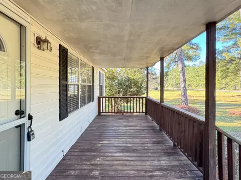 Exterior - 1159 Courthouse Rd, Springfield, GA 31329 photo 5 of 17
