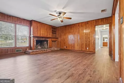 Living - 3538 Pearl St, Shellman, GA 39886 photo 1 of 7