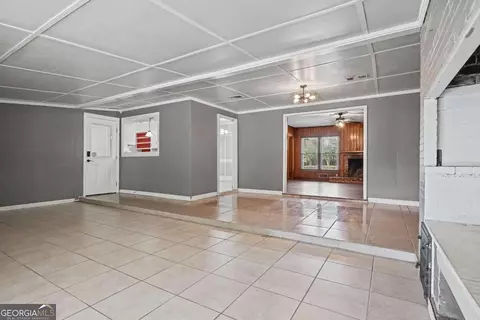 Living - 3538 Pearl St, Shellman, GA 39886 photo 5 of 7