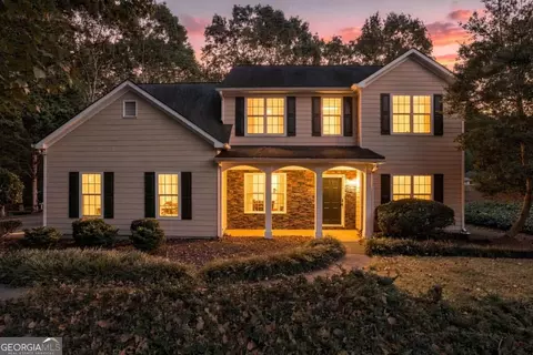 7620 Lanier View Rdg, Cumming, GA 30041