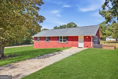 116 Smith St, Locust Grove, GA 30248