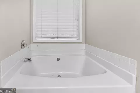 Bath - 345 Alcovy Cir, Covington, GA 30014 photo 3 of 5