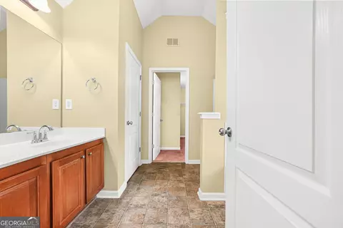 Entry Way - 13199 Greywolf Ln, Covington, GA 30014 photo 4 of 5