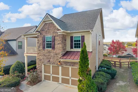 6852 Golden Bud Ln, Flowery Branch, GA 30542
