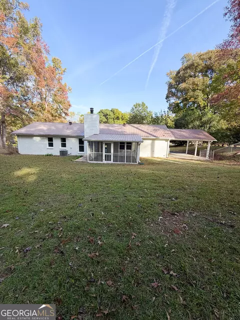 Exterior - 127 Hazel Way, Lagrange, GA 30241 photo 3 of 5