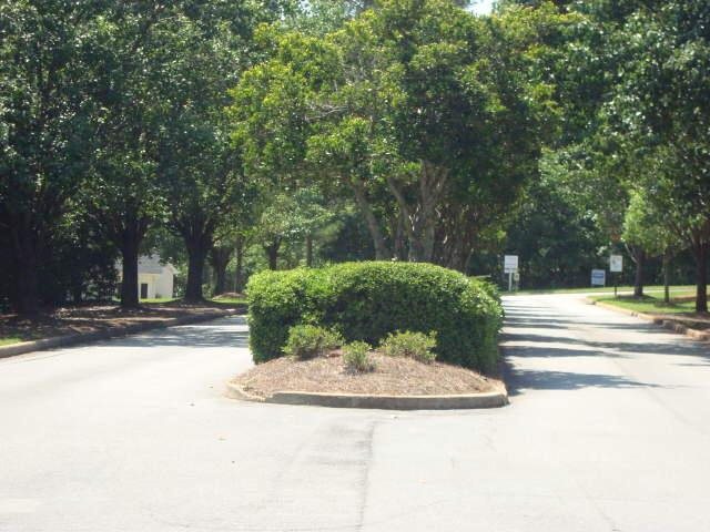 102 Canterbury Ct, Lagrange, GA 30241 photo 10