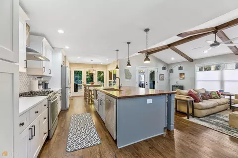 3814 Ensign Dr, Chamblee, GA 30341 photo 3
