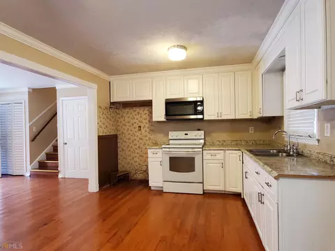 6345 Impala Cir, Morrow, GA 30260 photo 7