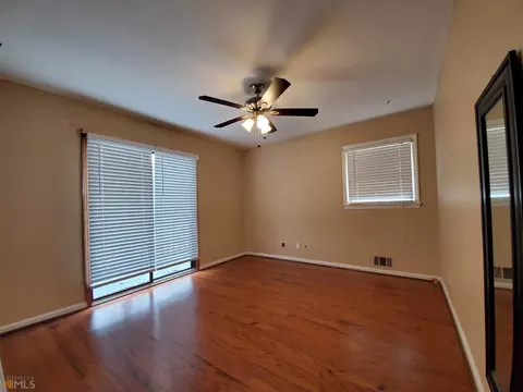 6345 Impala Cir, Morrow, GA 30260 photo 9