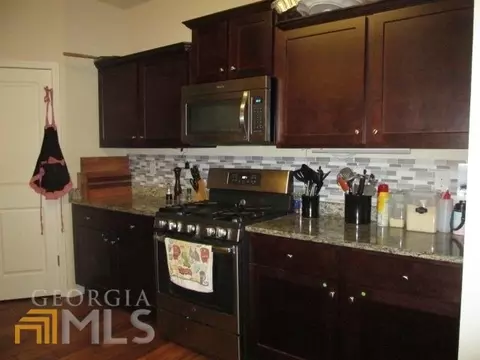 1453 Turning Leaf Ln, Pendergrass, GA 30567 photo 4