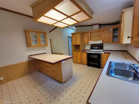 140 Loggins Rd, Commerce, GA 30529 photo 4