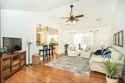 247 Old Pond Rd, Lagrange, GA 30241 photo 3