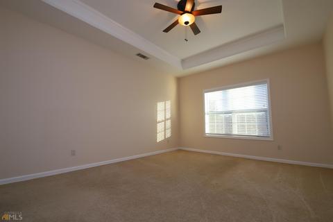 217 N Pointe Dr, Lagrange, GA 30241 photo 7