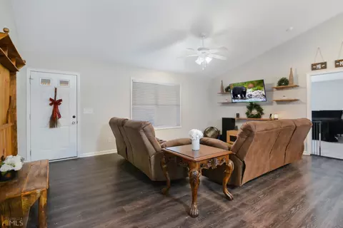 159 Henderson Falls Rd, Toccoa, GA 30577 photo 4