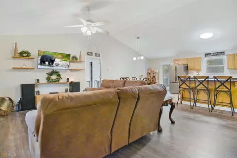 159 Henderson Falls Rd, Toccoa, GA 30577 photo 3