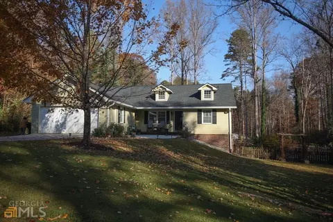 17 Beaver Brook Dr, Toccoa, GA 30577 photo 2