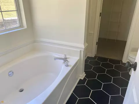 240 Laurel Way, Covington, GA 30016 photo 17