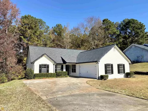 240 Laurel Way, Covington, GA 30016 photo 2