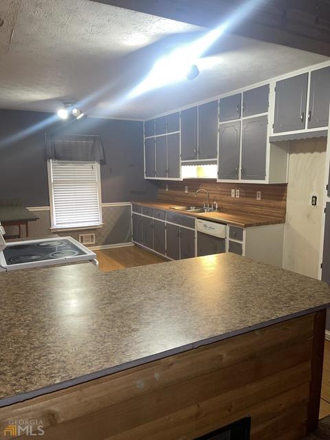 65 Creekside Ln, Covington, GA 30016 photo 7